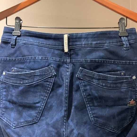 Buena Vista fitted jeans🔥Small - Picture 6 of 10